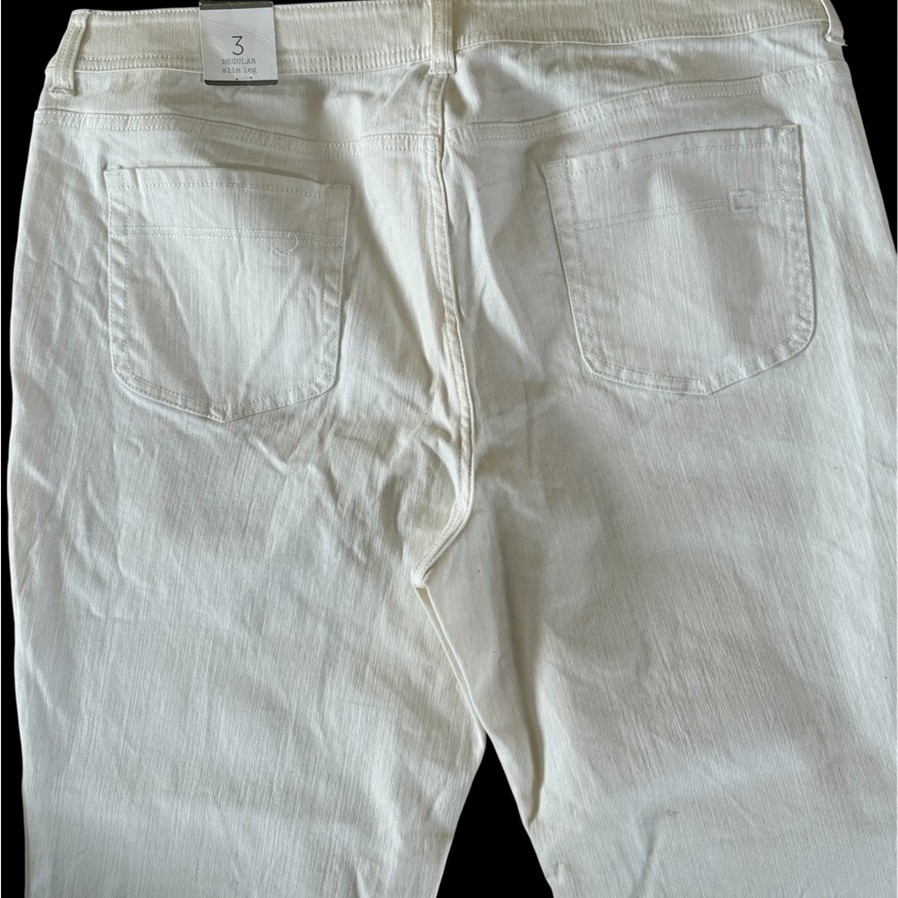 Chico's Women's High Rise Jeans in White Size 3 - Picture 4 of 4